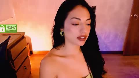 Snapshot of natval_ chatting on February 18, 2:06 pm Natalia  Valeria online show from February 18, 2:06 pm
