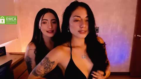 Snapshot of natval_ chatting on February 1, 5:58 pm Natalia  Valeria online show from February 1, 5:58 pm