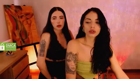 Snapshot of natval_ chatting on October 17, 11:14 am Natalia  Valeria online show from October 17, 11:14 am