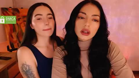 Snapshot of natval_ chatting on October 15, 10:27 am Natalia  Valeria online show from October 15, 10:27 am