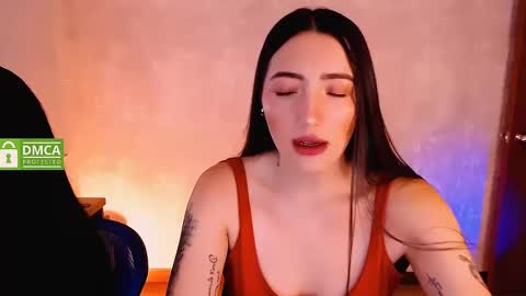Snapshot of natval_ chatting on February 14, 12:03 pm Natalia  Valeria online show from February 14, 12:03 pm