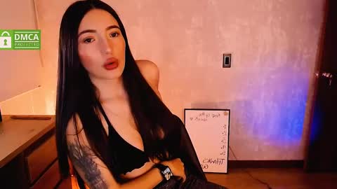 Snapshot of natval_ chatting on February 4, 11:05 am Natalia  Valeria online show from February 4, 11:05 am