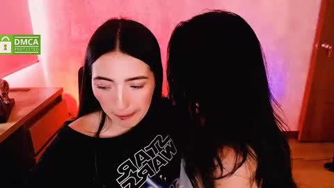 Snapshot of natval_ chatting on December 16, 1:00 pm Natalia  Valeria online show from December 16, 1:00 pm
