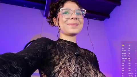 Naty Saenz online show from November 11, 10:06 am