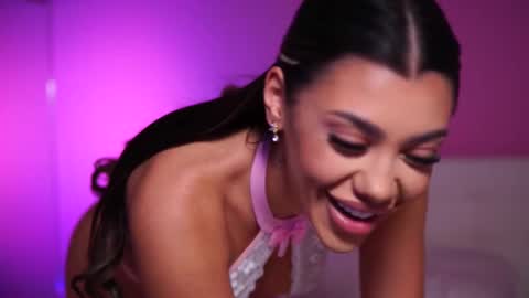 Snapshot of natydesiree chatting on February 24, 10:59 am Naty online show from February 24, 10:59 am