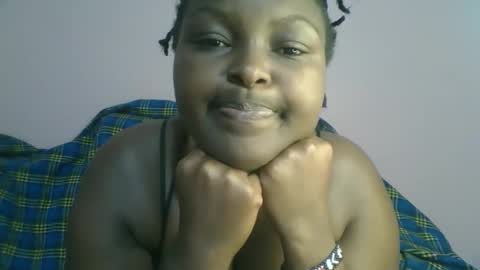 Snapshot of naughti_garlie chatting on October 28, 6:42 pm naughti_garlie online show from October 28, 6:42 pm