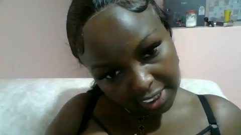 naughti_garlie online show from June 8, 7:04 pm