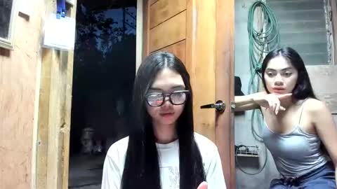 emma online show from February 17, 9:36 pm