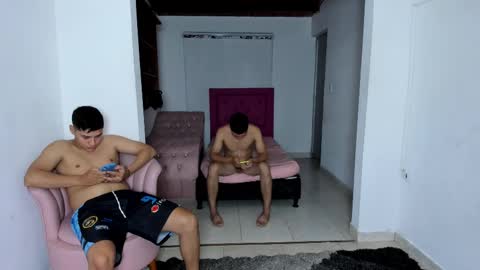 Snapshot of naughty_pearls chatting on October 5, 10:50 pm naughty_pearls online show from October 5, 10:50 pm