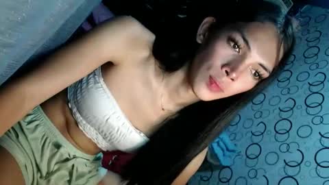 Snapshot of naughty_princess24 chatting on October 28, 5:47 pm Ariela online show from October 28, 5:47 pm
