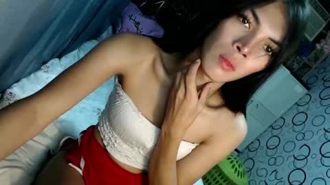 Snapshot of naughty_princess24 chatting on October 6, 10:44 am Ariela online show from October 6, 10:44 am