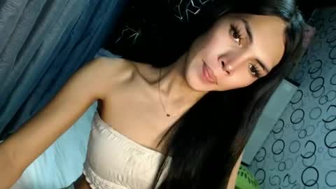 Snapshot of naughty_princess24 chatting on October 11, 9:03 am Ariela online show from October 11, 9:03 am