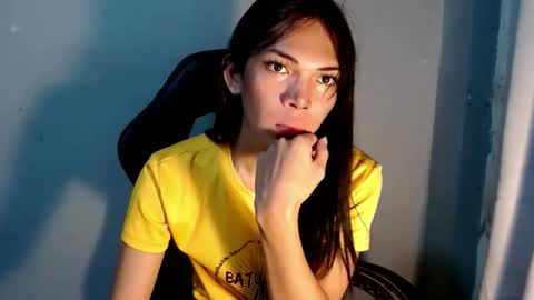 Snapshot of naughty_princess24 chatting on September 20, 1:41 am Ariela online show from September 20, 1:41 am