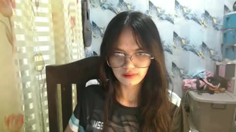 naughtyasian_honey online show from November 7, 12:18 pm