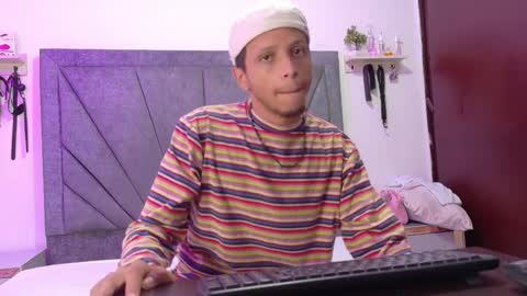 naughtyfusion_os online show from March 31, 12:49 pm