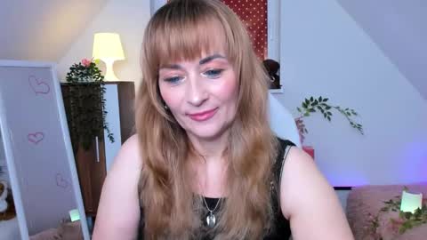 Snapshot of naughtymilane chatting on October 18, 8:57 pm Milana - on air every day except Wednesday from 9 pm to 4 am European time online show from October 18, 8:57 pm