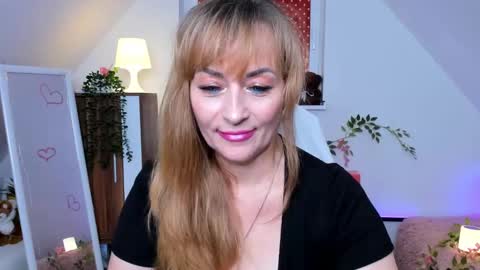 Snapshot of naughtymilane chatting on September 26, 9:34 pm Milana - on air every day except Wednesday from 9 pm to 4 am European time online show from September 26, 9:34 pm