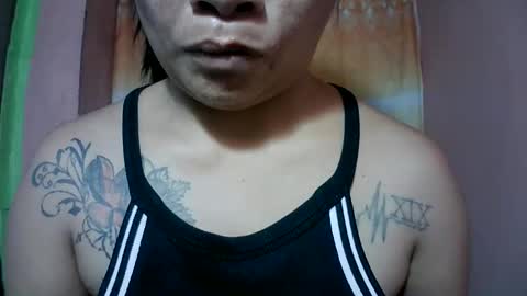 naughtymom_33 online show from December 13, 11:55 pm