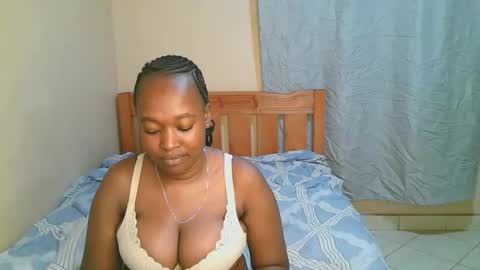 Snapshot of naughtynova33 chatting on October 22, 12:36 am nova online show from October 22, 12:36 am