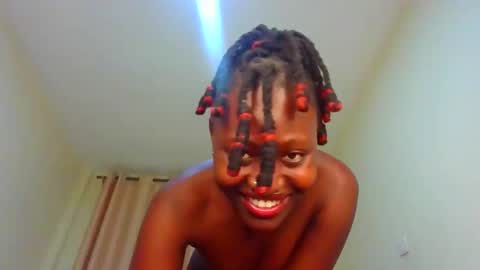 naughtyqueen12 online show from October 2, 3:05 am