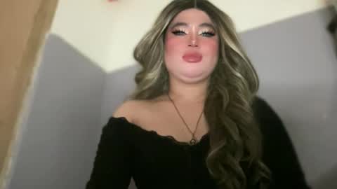 Rose Wilson online show from November 29, 1:30 pm