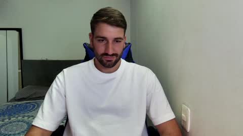 Nico online show from April 6, 7:37 pm