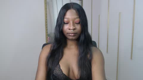 Nayaris 3 online show from May 28, 3:10 pm