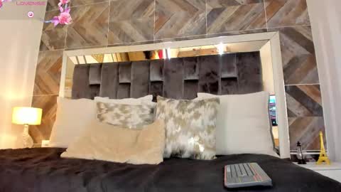    online show from October 6, 1:40 pm