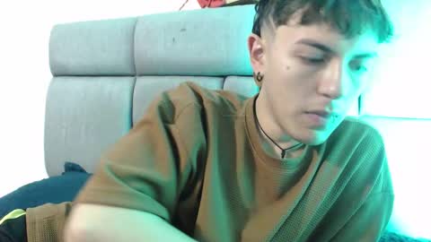 Im Nayton online show from February 9, 12:20 pm