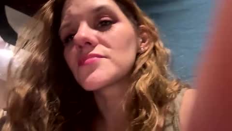 Snapshot of nedeepandsnapback chatting on October 29, 7:43 am nedeepandsnapback online show from October 29, 7:43 am