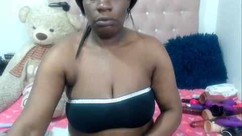 negrabig 38 online show from May 10, 3:46 am