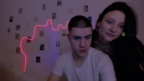 neo_raze_ online show from February 7, 12:13 am