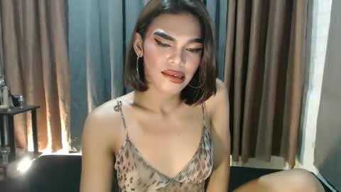 neomi online show from February 11, 10:46 pm