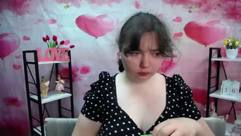 NeonilaLisova online show from April 16, 5:51 am