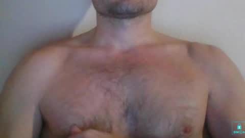 Snapshot of newtyguy90 chatting on February 23, 7:55 am newtyguy90 online show from February 23, 7:55 am