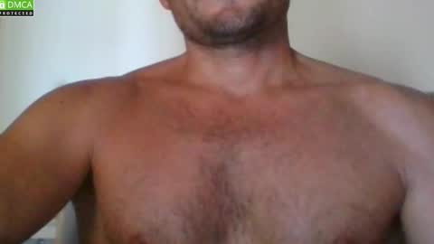 Snapshot of newtyguy90 chatting on September 16, 10:06 am newtyguy90 online show from September 16, 10:06 am