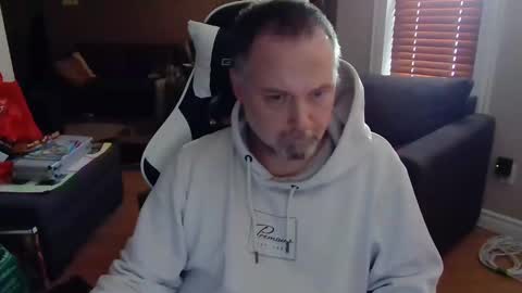 NewWorld online show from February 18, 12:39 pm