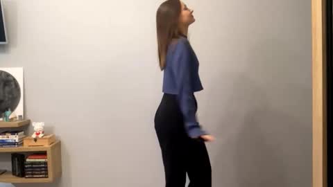 Agne online show from October 31, 2:06 pm