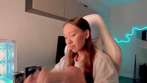 Mina online show from March 27, 8:26 am