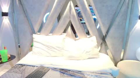 Snapshot of nezuko_16 chatting on September 18, 3:32 am nezuko 16 online show from September 18, 3:32 am