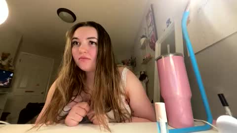 Nia online show from December 1, 6:33 am