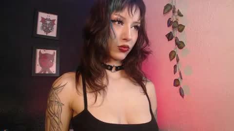  niakat  online show from June 11, 2:11 am