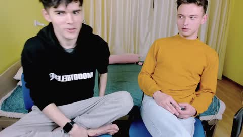 Nick PVT is open FanslyTwitter - Nic kycb online show from December 29, 8:48 pm