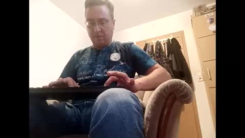 nicefuck0077 online show from October 12, 7:38 pm