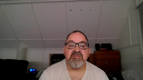 niceguy7208 online show from August 8, 4:11 am