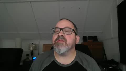 niceguy7208 online show from December 16, 3:19 am