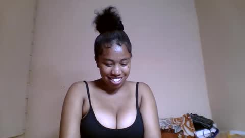 nicelly01 online show from May 14, 6:28 pm
