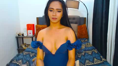 Snapshot of nicetouch_69 chatting on February 27, 9:07 am Olivia online show from February 27, 9:07 am