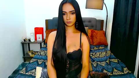 Snapshot of nicetouch_69 chatting on February 14, 9:03 am Olivia online show from February 14, 9:03 am