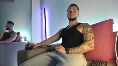 Nicholassx online show from April 15, 5:27 pm